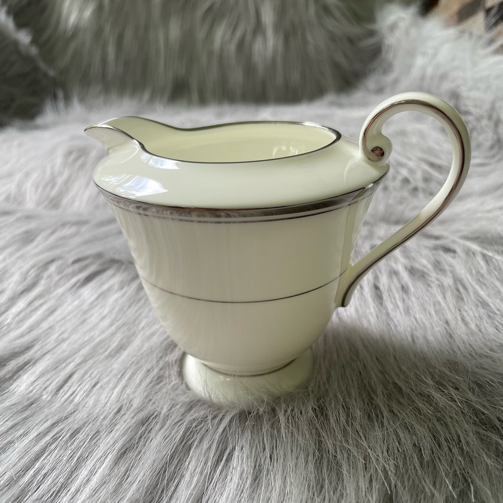 NWOT Discontinued Mikasa Gothic Platinum creamer.